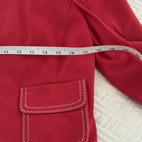 Carlisle Vintage Vibrant Red Blazer w/Front Zipper & Pockets. 98% Cotton. Size 6 - Picture 11 of 13